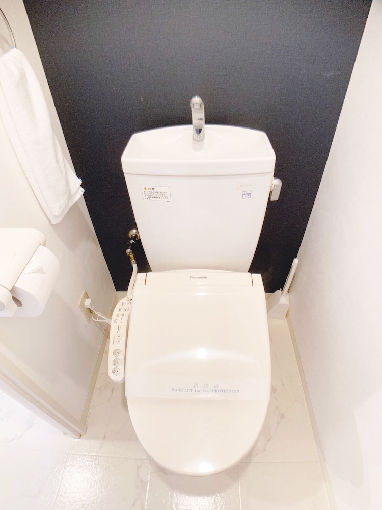 スタジオ バルコニー付き 401号室 禁煙 バスルーム1 | おうちホテル竹屋