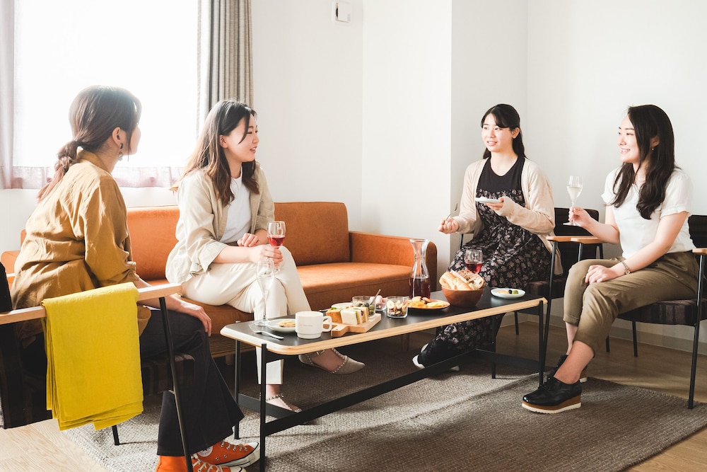 スタジオスイート 禁煙 (41㎡) リビングルーム付き 客室4 | ネストホテル広島駅前