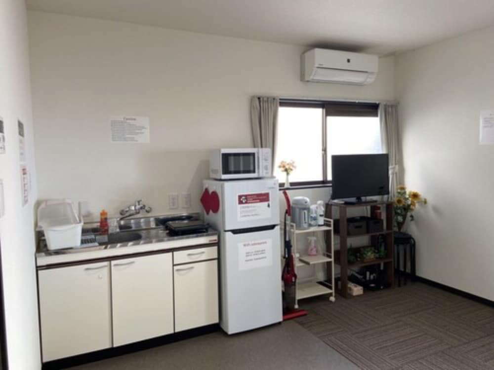 ファミリー ルーム 専用キッチン0 | Guest House Shine Bright