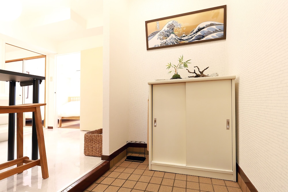 内部エントランス1 | Pebliss 耀 壱