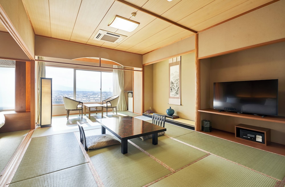 和室ツイン(18畳) 禁煙 客室2 | 司ロイヤルホテル