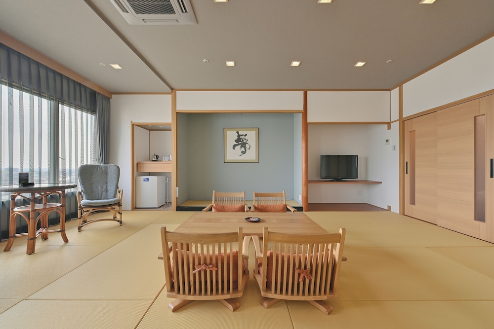 和室 (17畳), 禁煙 客室4 | 司ロイヤルホテル