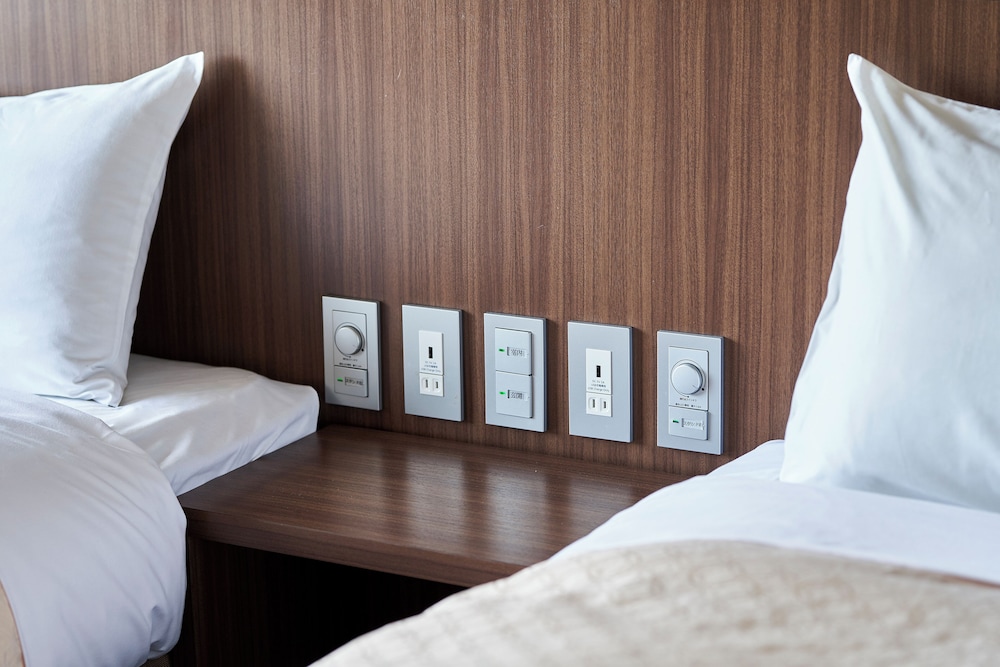 スタンダード ツインルーム 禁煙 客室3 | 司ロイヤルホテル