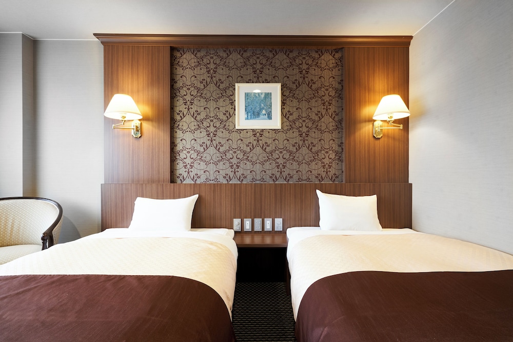 スタンダード ツインルーム 禁煙 客室5 | 司ロイヤルホテル