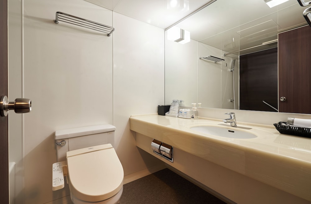 スーペリア ツインルーム 禁煙 客室1 | 司ロイヤルホテル