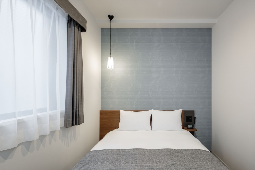 ダブルルーム 客室1 | エムズホテル 二条城OIKE