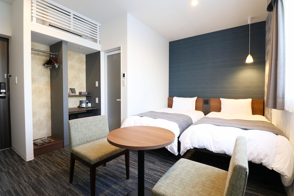 ツインルーム 客室5 | エムズホテル 二条城OIKE