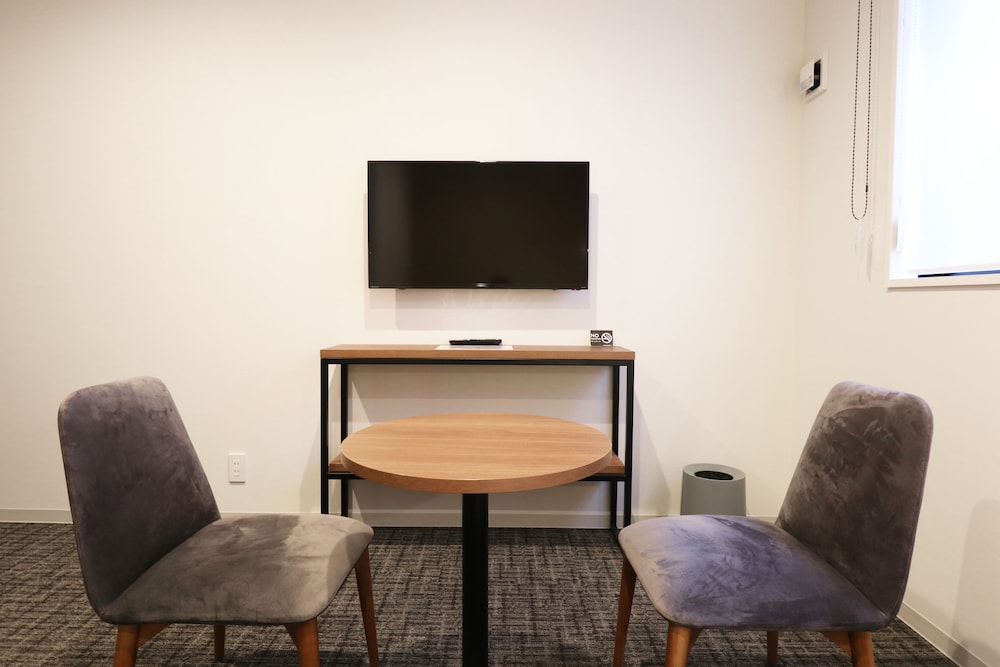 ツインルーム 客室3 | エムズホテル 二条城OIKE