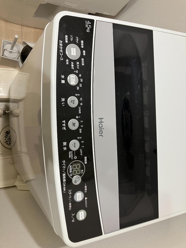 ダブルベットルーム バスルーム2 | JR Komagome Apartment 1-1