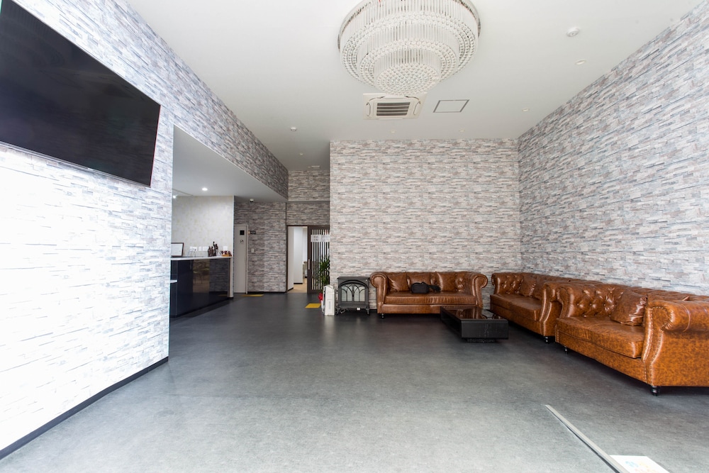 ロビー1 | ホリディパールホテル