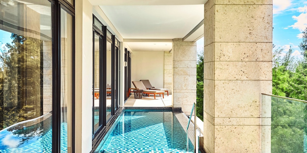 [プライベートプール] エグゼクティブ・スイートルーム ３階/ 2ベッドルーム テラス / パティオ2 | UMITO OKINAWA ONNASON