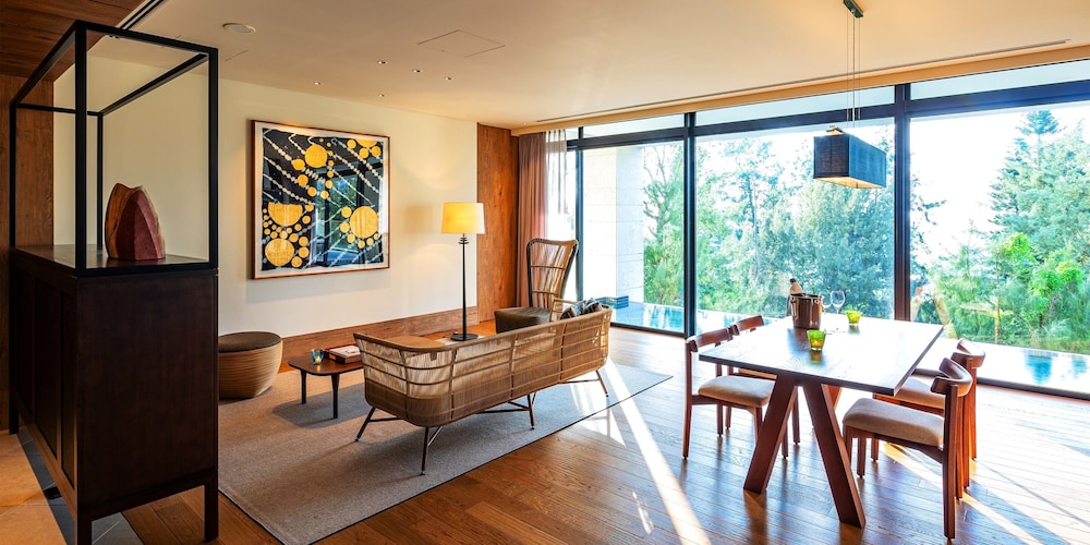 [プライベートプール] エグゼクティブ・スイートルーム ３階/ 2ベッドルーム 客室3 | UMITO OKINAWA ONNASON