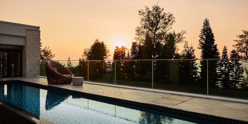 【プライベートプール】 マスターズメゾネット・スイートルーム / 3ベッドルーム プライベートプール8 | UMITO OKINAWA ONNASON