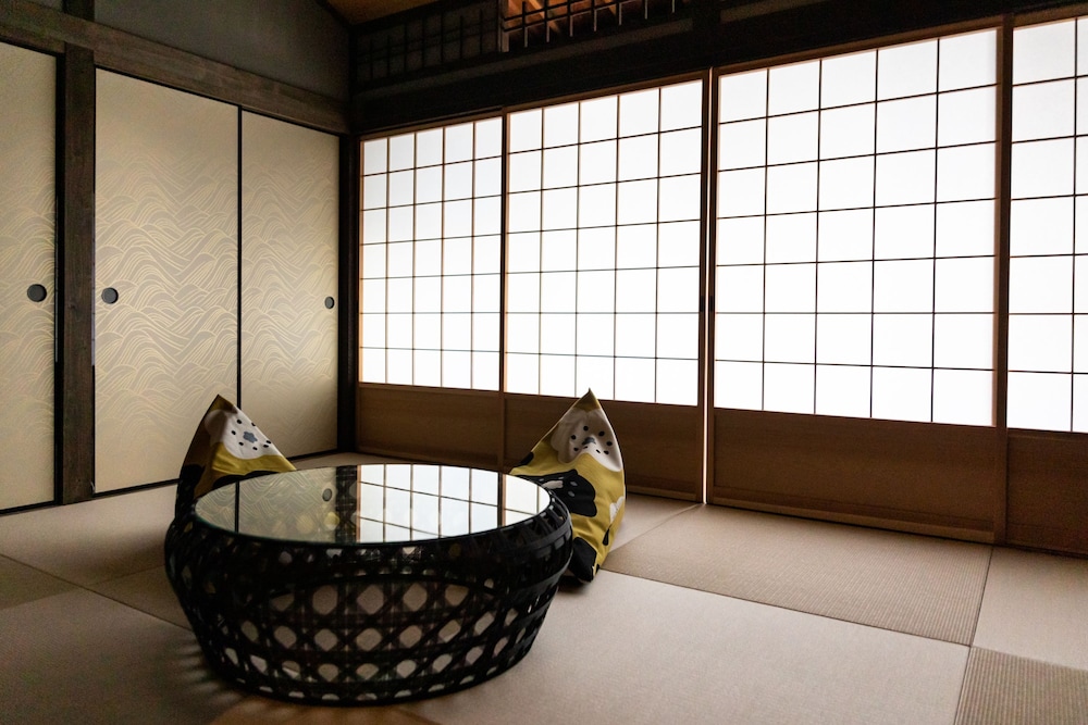 THE MACHIYA ルーム (和室) 客室5 | ザ町家エビスヤ