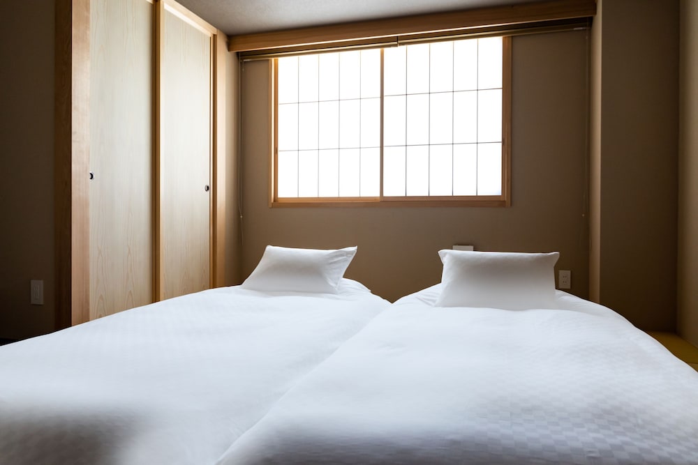 デラックス・スイート (クアッド) 客室2 | ザ町家エビスヤ