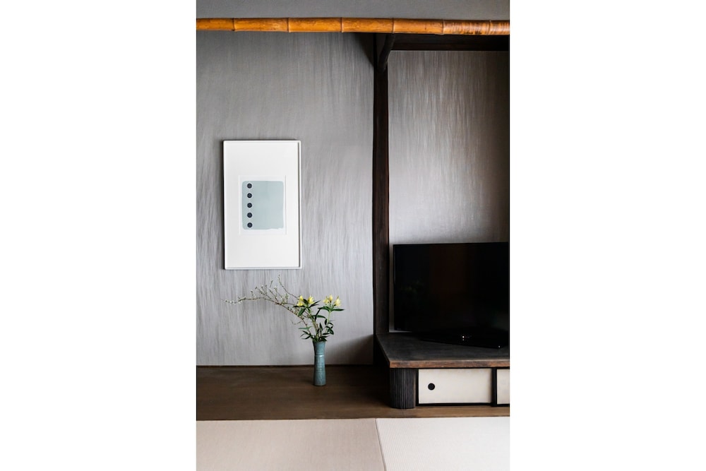 THE MACHIYA ルーム (和室) テレビ0 | ザ町家エビスヤ