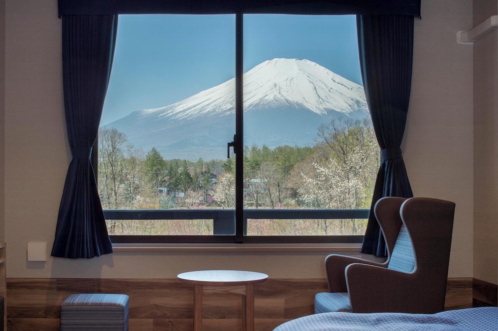 客室1 | わんわんパラダイス プレミア 山中湖 | わんわんパラダイス プレミア 山中湖