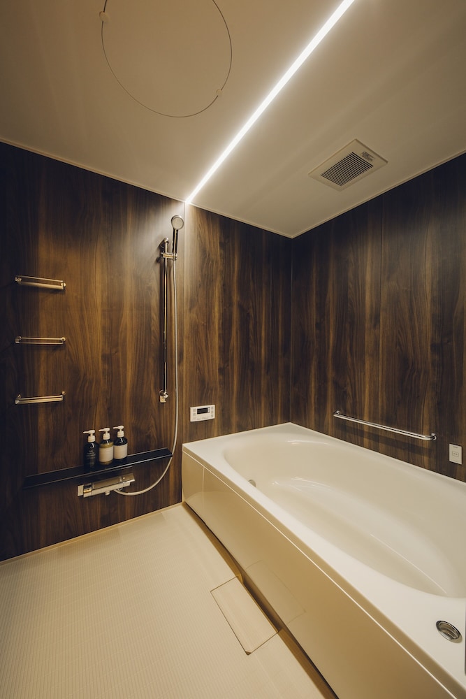 一棟貸し あさひの家 バスルーム0 | あさひの家 ドッグフレンドリー 京都四条大宮