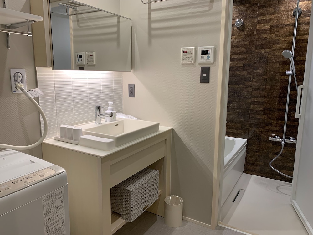 スーペリアA 禁煙 バスルーム1 | グランドベース名古屋駅西