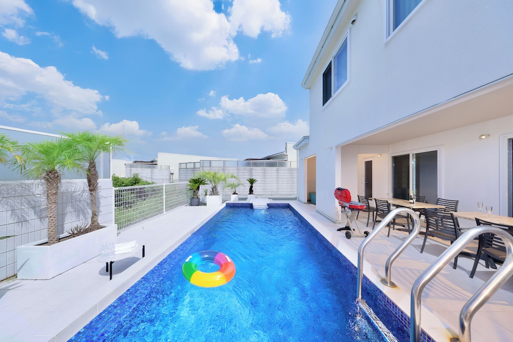 Room M-Marvelous VIP Suite Pool & Spa- | クリスタルヴィラ白浜