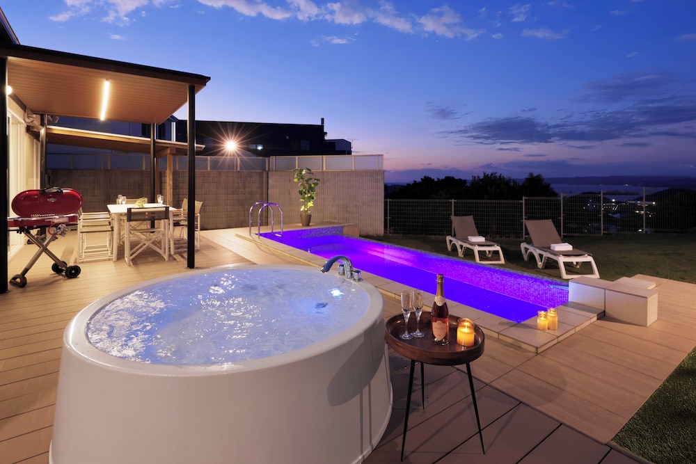 C棟-Excellence V.I.P Suite Pool&Spa with Dogs- | クリスタルヴィラ白浜