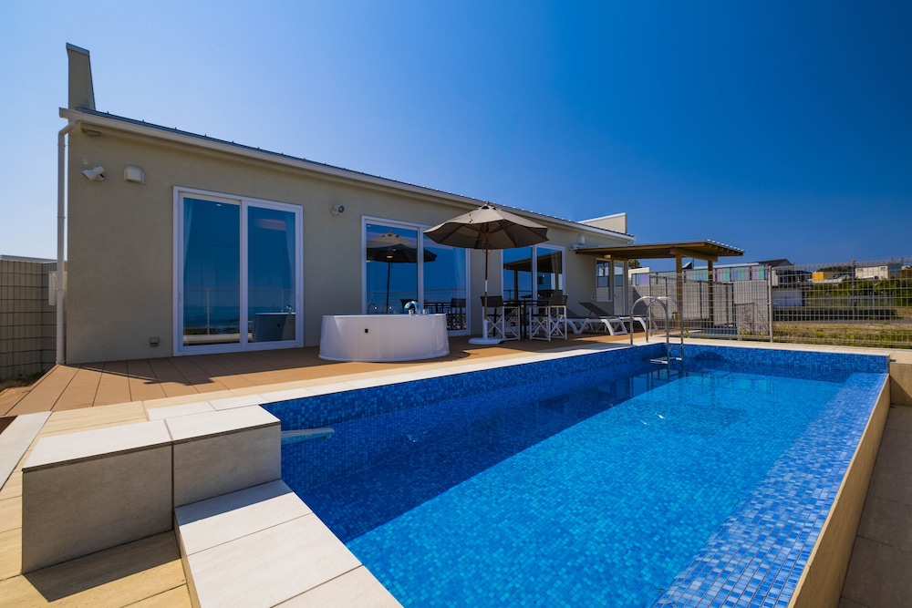 B棟-Executive V.I.P Suite Pool&Spa- | クリスタルヴィラ白浜