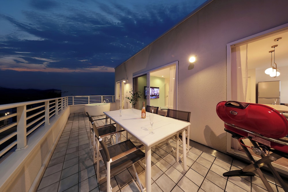 I棟-Maisonette Crystal Suite- テラス / パティオ1 | クリスタルヴィラ白浜