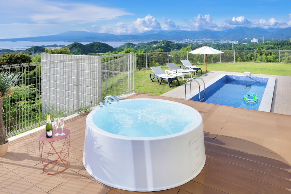 A棟-Presidential V.I.P Suite Pool＆Spa- 客室4 | クリスタルヴィラ白浜