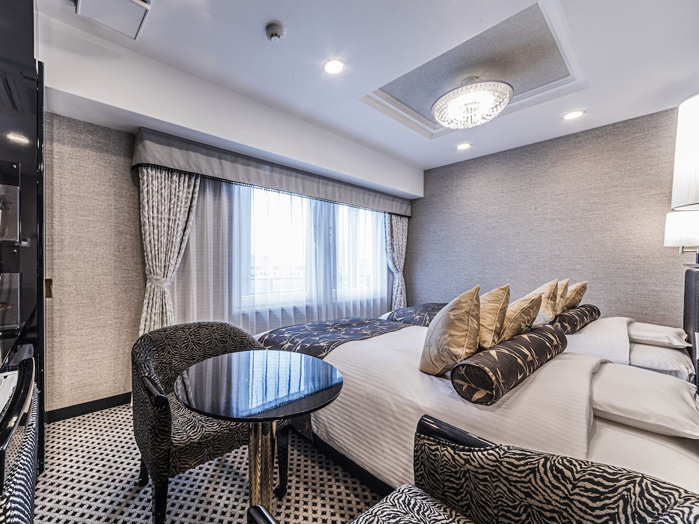 デラックス ツインルーム 客室1 | アパホテル〈新大阪 江坂駅前〉