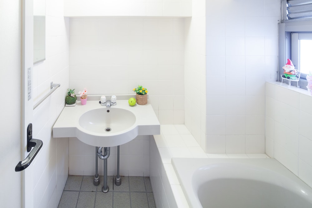 渋谷駅 近く 禁煙ルーム 06 バスルーム1 | Apartment near Shibuya Station 06