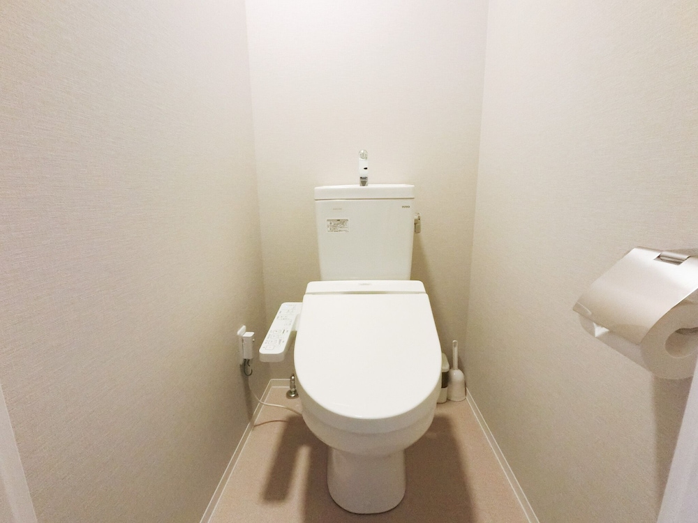 エコノミー ダブルルーム 禁煙 (セミダブルベッド1台) バスルーム0 | THE LIGHT INN