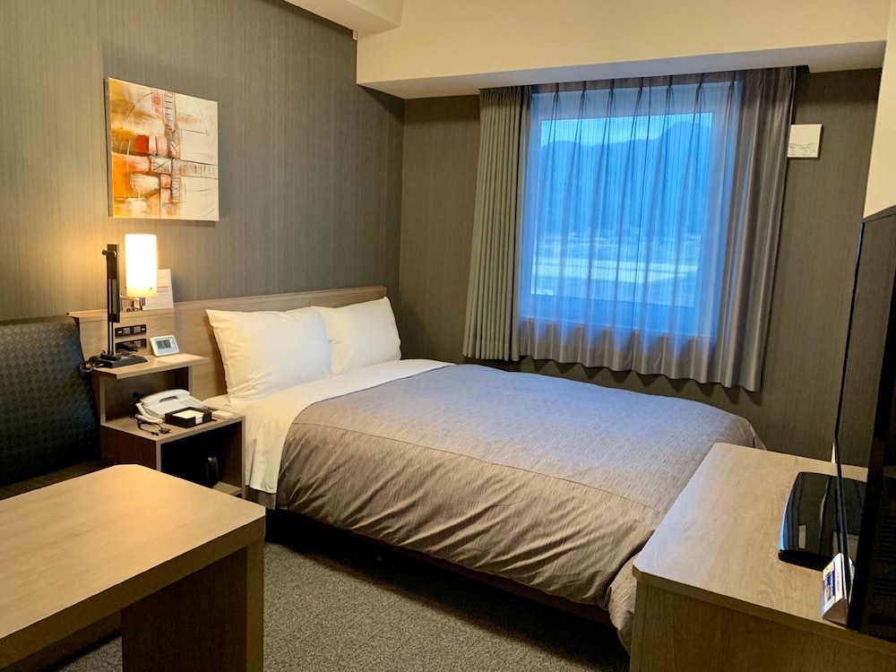 コンフォートセミダブルルーム 禁煙 | ホテルルートイン千葉ニュータウン中央駅前 - 成田空港 アクセス線 -