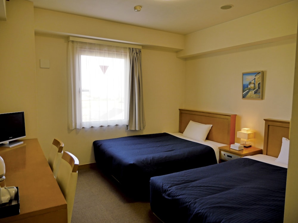 ツインルーム 禁煙 客室1 | スマイルホテル静岡吉田インター