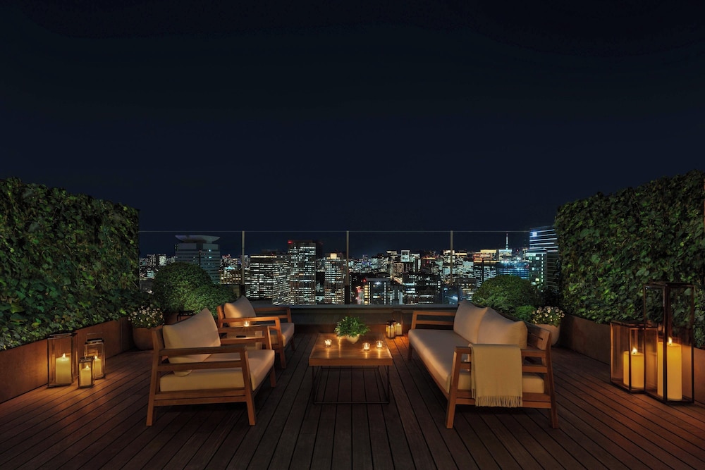 ルーム キングベッド 1 台 バルコニー シティビュー 客室4 | 東京エディション虎ノ門