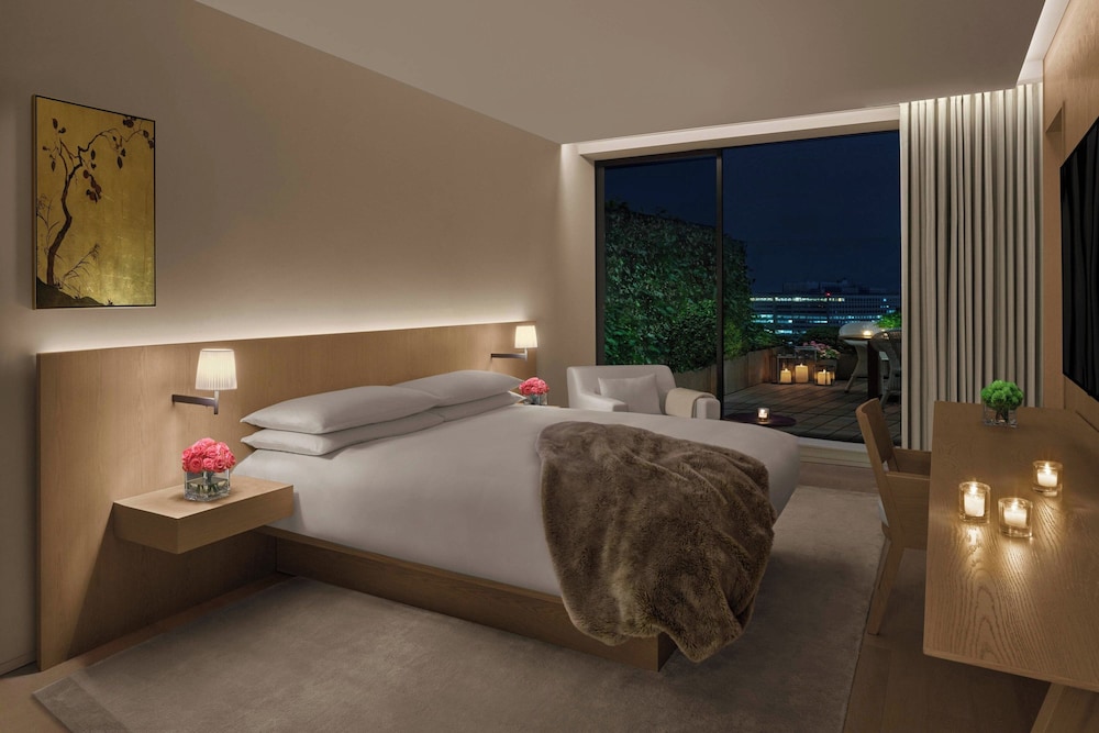 スイート 1 ベッドルーム テラス シティビュー | 東京エディション虎ノ門