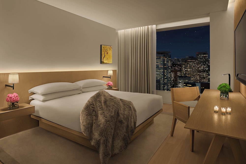 スイート キングベッド 1 台 シティビュー 客室3 | 東京エディション虎ノ門