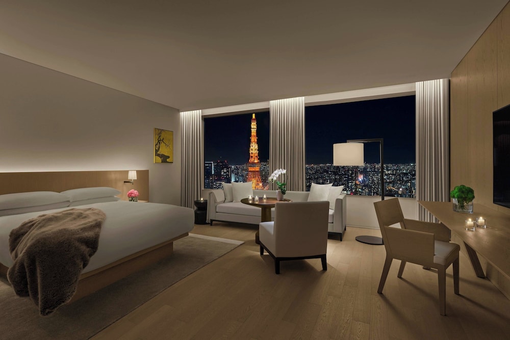 プレミア ルーム キングベッド 1 台 シティビュー | 東京エディション虎ノ門