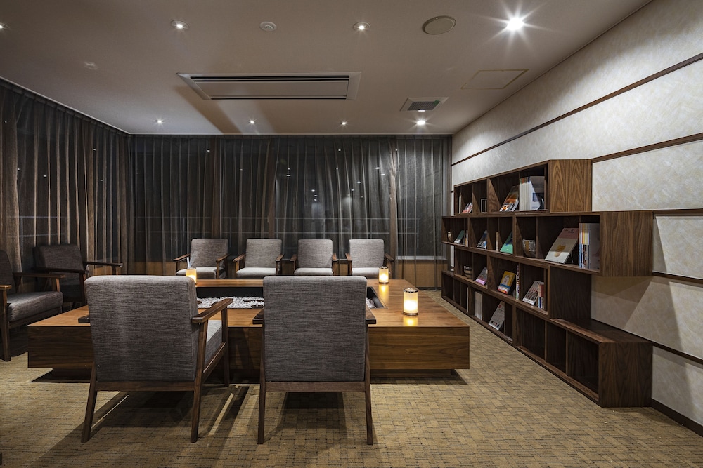 ロビーラウンジ1 | ISHINOYA 熱海 / 石のや 熱海 (TKP Hotels & Resorts) ロビーラウンジ1 | ISHINOYA 熱海 / 石のや 熱海 (TKP Hotels & Resorts)