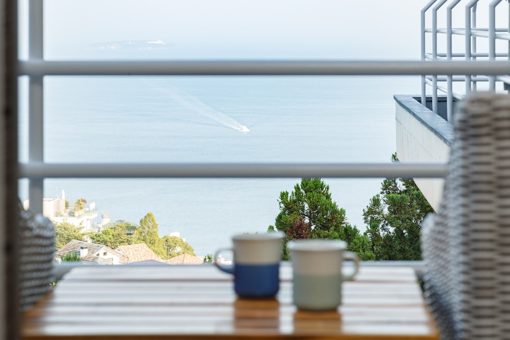 露天風呂付スーペリアモダンツイン オーシャンビュー 禁煙 テラス / パティオ0 | ISHINOYA 熱海 / 石のや 熱海 (TKP Hotels & Resorts)