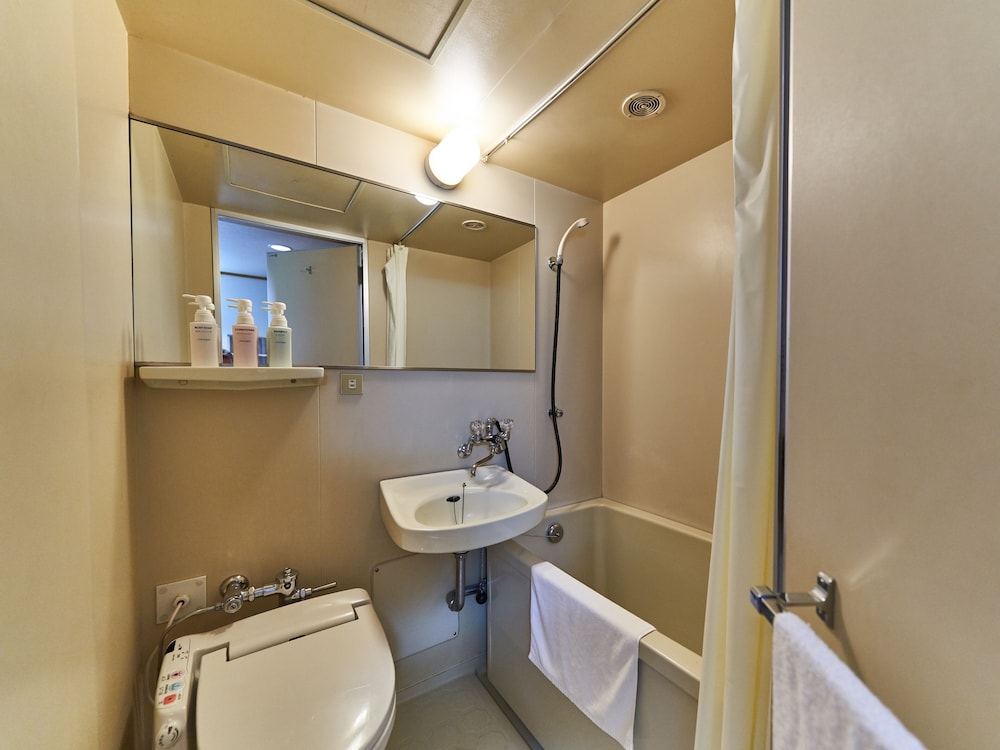 本館和室10畳 禁煙 バスルーム0 | 花びしホテル