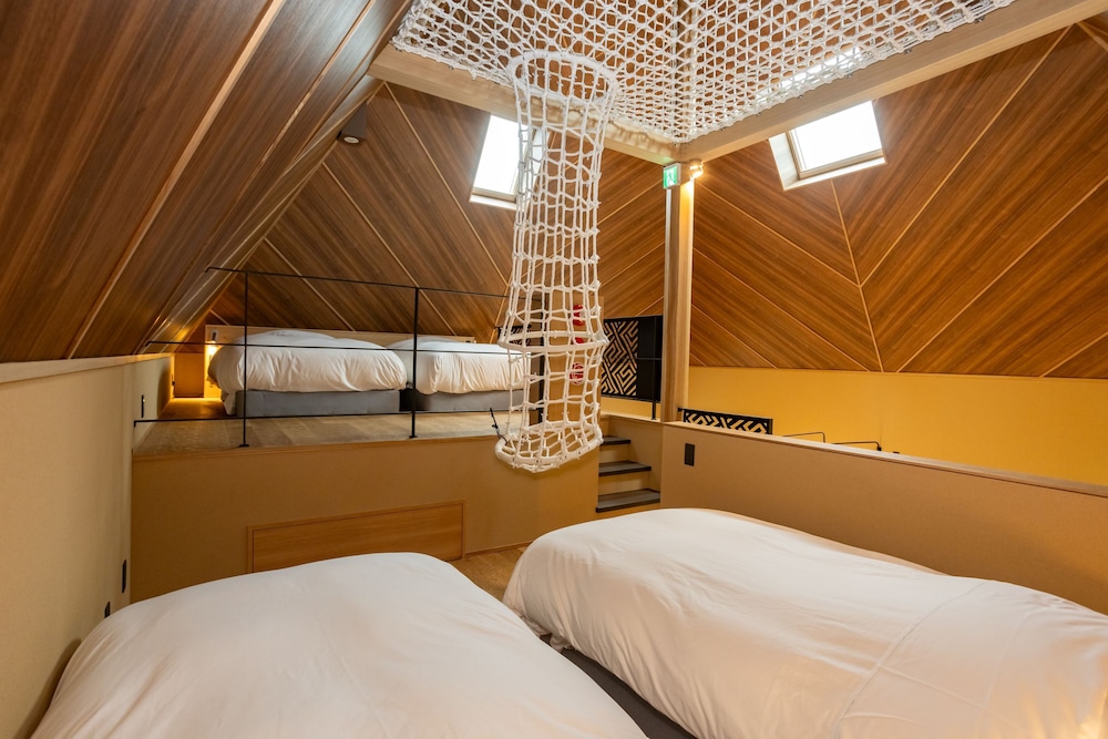 イズバヴィラツリーハウス付（ビュッフェディナー＆朝食） 禁煙 | 北天の丘 あばしり湖鶴雅リゾート