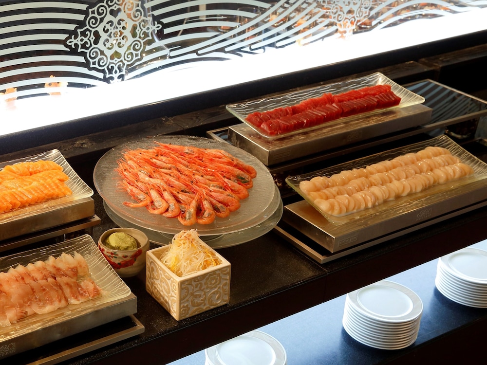 デラックス ツインルーム 禁煙 ビュッフェ1 | 北天の丘 あばしり湖鶴雅リゾート