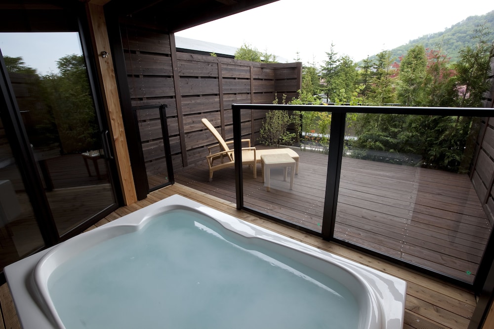 展望バス付和洋室 | しこつ湖鶴雅リゾートスパ 水の謌
