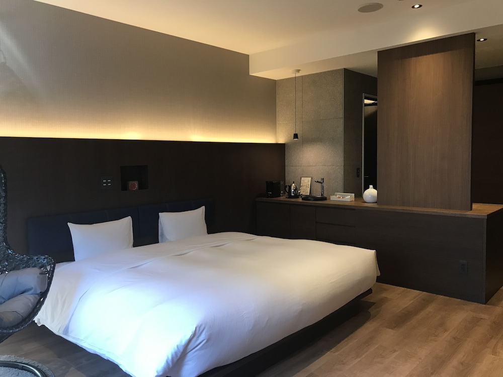 ダブルルーム 客室3 | しこつ湖鶴雅リゾートスパ 水の謌