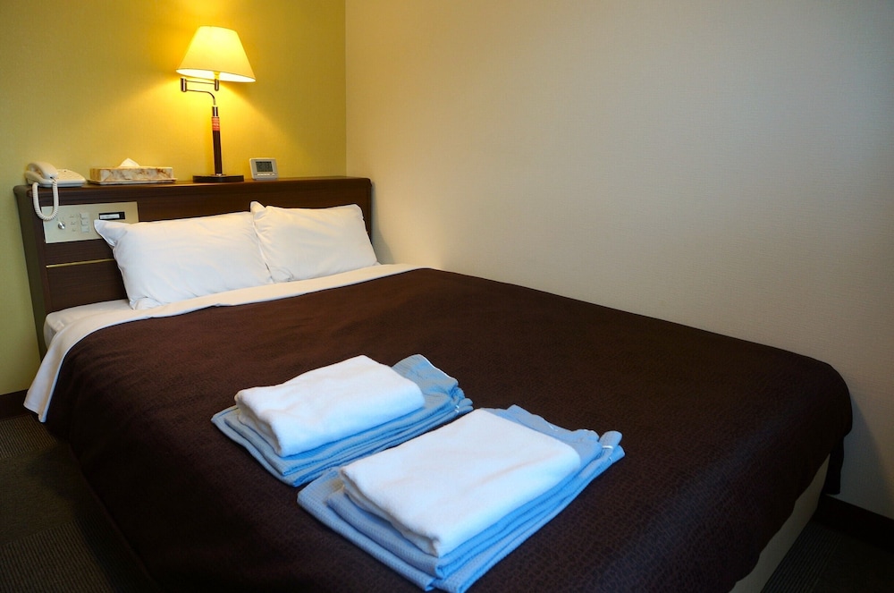 ダブルルーム 禁煙 | 伊万里グランドホテル