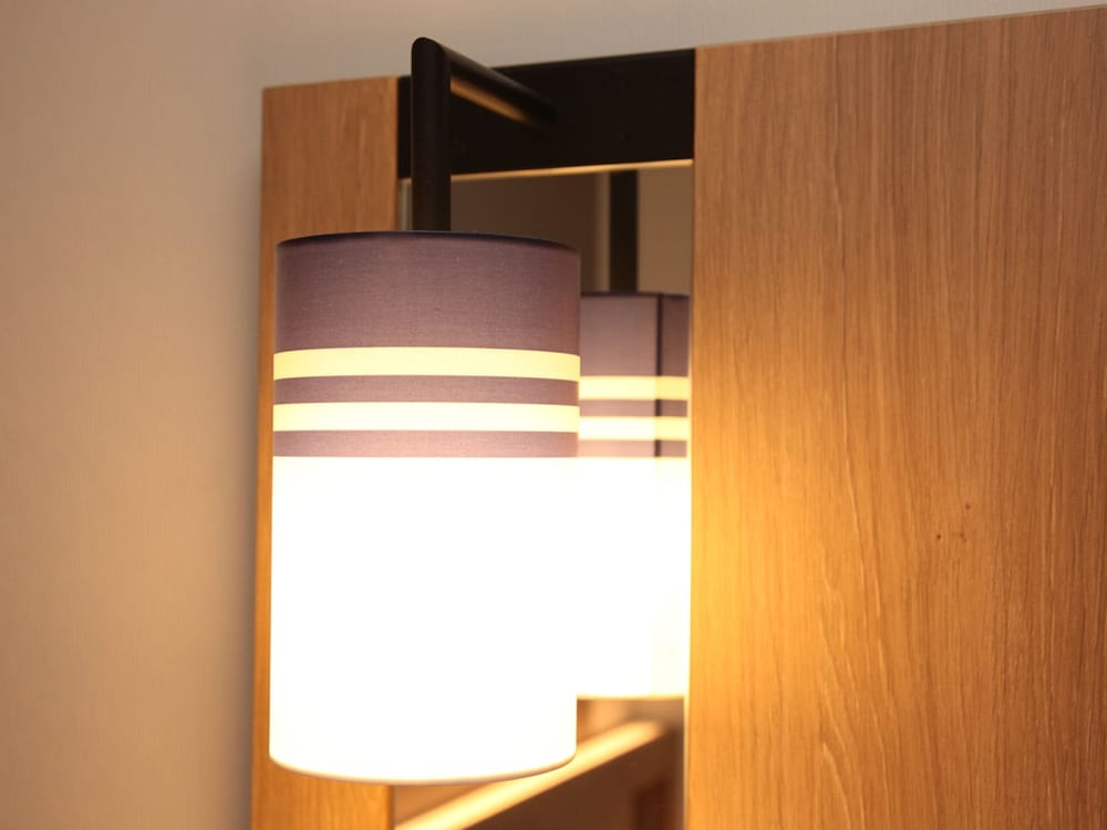 セミ ダブル ルーム 禁煙 客室3 | アーバンホテル草津