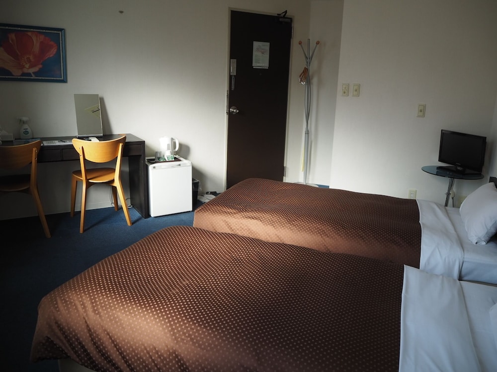 エコノミー ツインルーム 禁煙 客室1 | グランパスinn大阪なんば