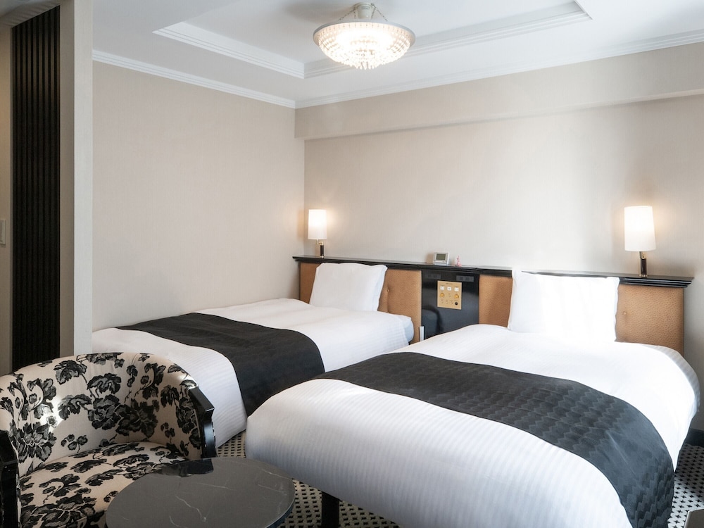 デラックス ツインルーム 禁煙 | アパホテル〈八丁堀駅南〉