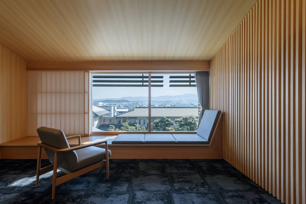 さくら亭SUITE プレミアム【70m²】和洋室 禁煙 客室1 | グランディア芳泉