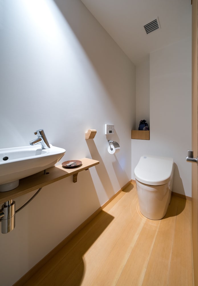 和室 禁煙 月の棟 バスルーム0 | 西村屋ホテル招月庭